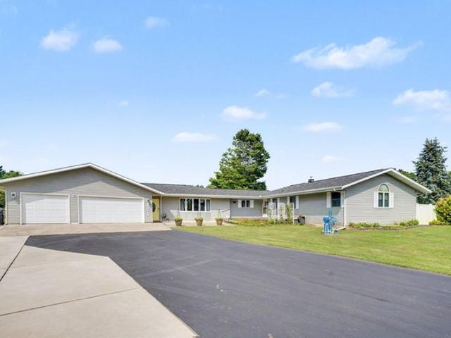 House for sale in Vicksburg, Kalamazoo County