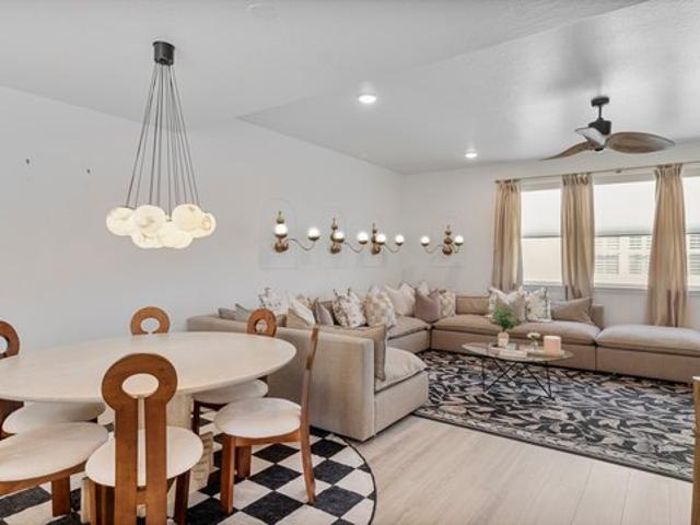 Townhouse for sale in Riverton, Utah