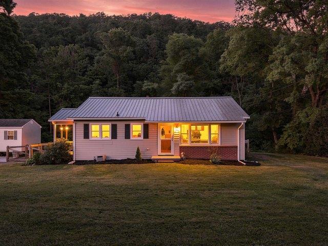 House for sale in Lone Fountain, Churchville