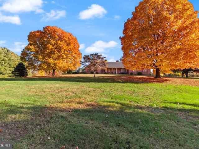 House for sale in Street