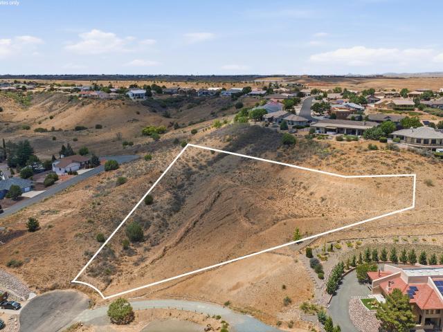 Land for sale in Dewey, Arizona