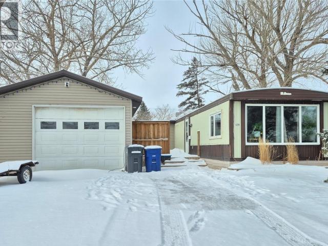 House for sale in Weyburn, Saskatchewan