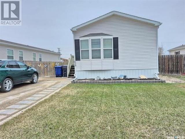 House for sale in Weyburn, Saskatchewan
