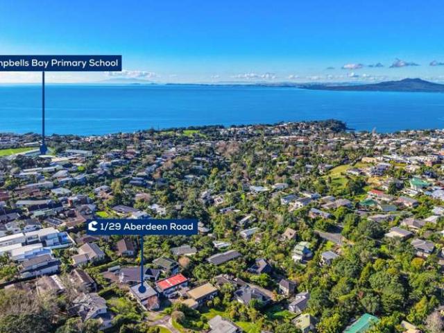 House for sale in Castor Bay