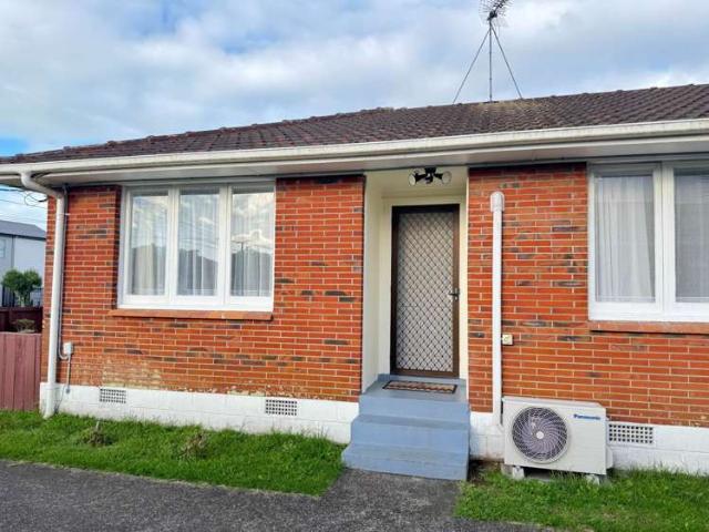 Apartment for rent in Panmure