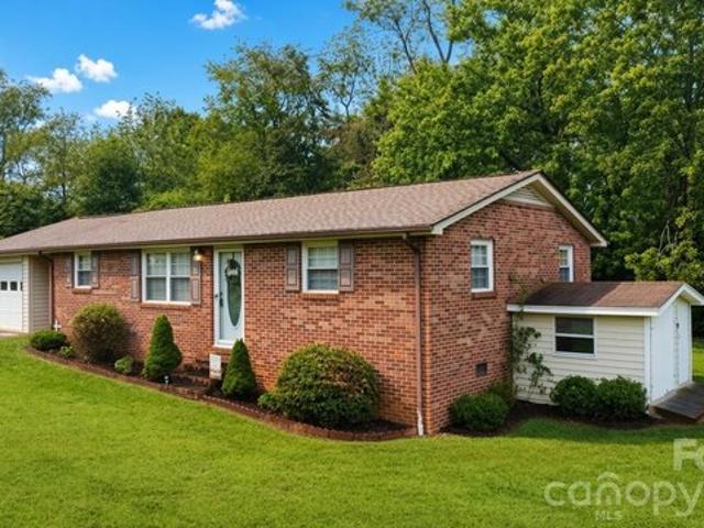 House for sale in Hickory, Catawba County