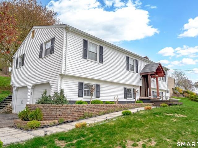 House for sale in Milford, Connecticut