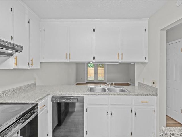 Townhouse for sale in Dale, Alabama