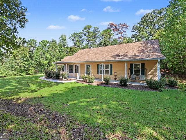 House for sale in Commerce, Banks County