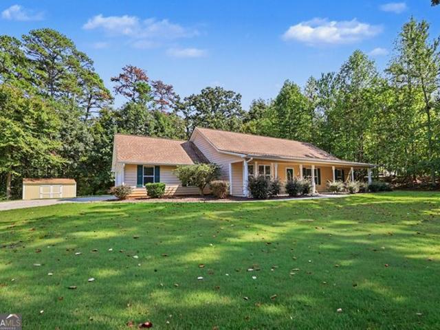 House for sale in Commerce, Jackson County