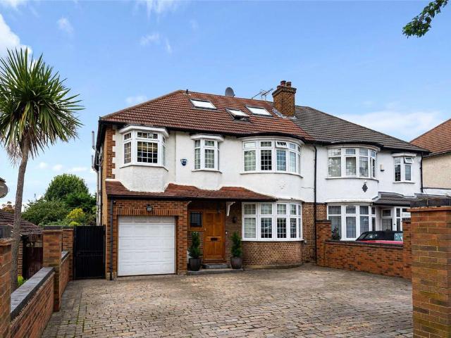 House for rent in London Borough of Barnet, Greater London
