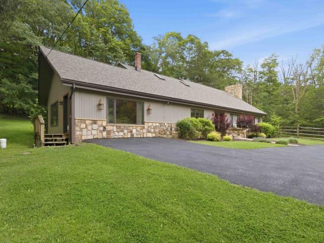 House for sale in Seven Springs, Somerset County