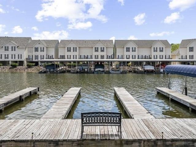 Condo for sale in Ark