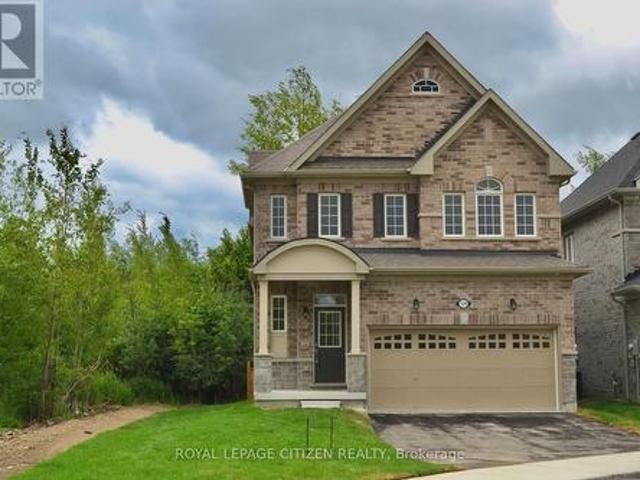 House for sale in Georgina