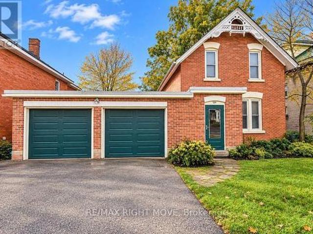 House for sale in Orillia, Central Ontario