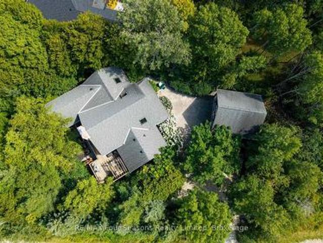 House for sale in The Blue Mountains, Southwestern Ontario