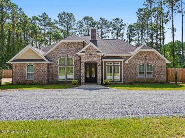 House for sale in Lucedale, Mississippi