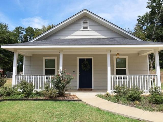 House for sale in Gladewater, Texas