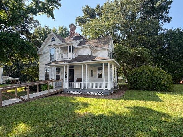 House for sale in Carlinville, Illinois