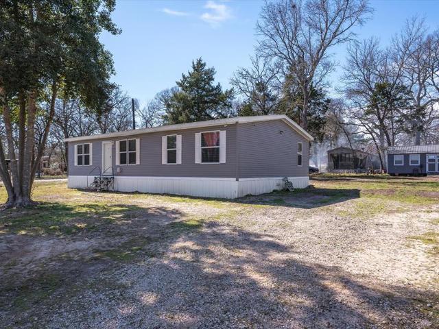House for sale in Ben Wheeler, Texas