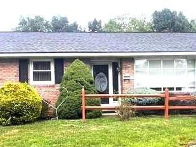 House for sale in Shoemakersville, Pennsylvania