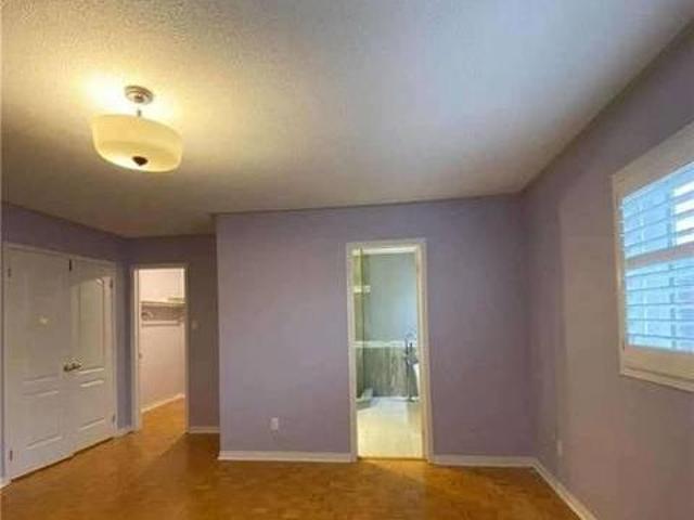 House for sale in Mississauga, Ontario