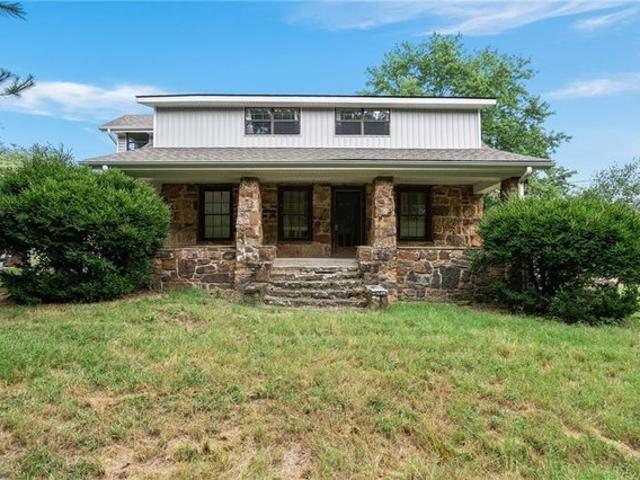 House for sale in Ark