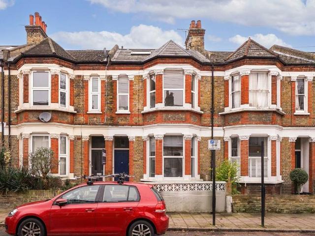 Apartment for rent in Stockwell Park, Greater London
