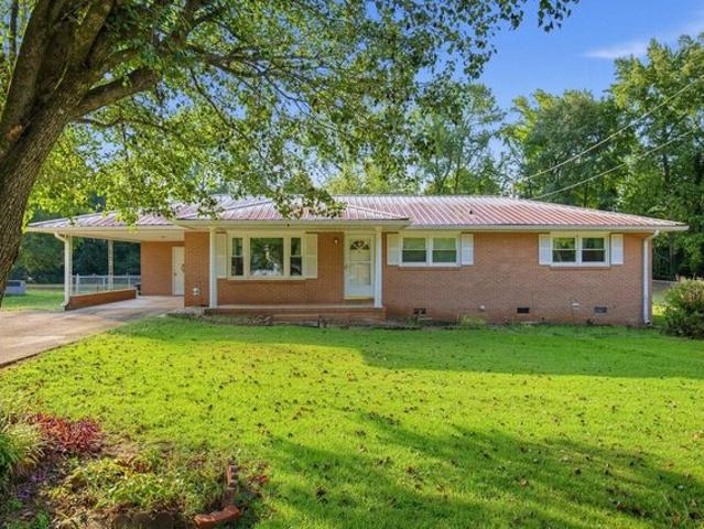 House for sale in Starr, South Carolina