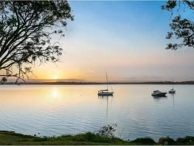 House for rent in Summerland Point, New South Wales