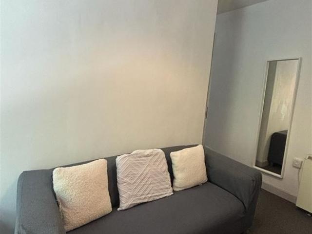 Apartment to rent in Bluebell, North Tipperary