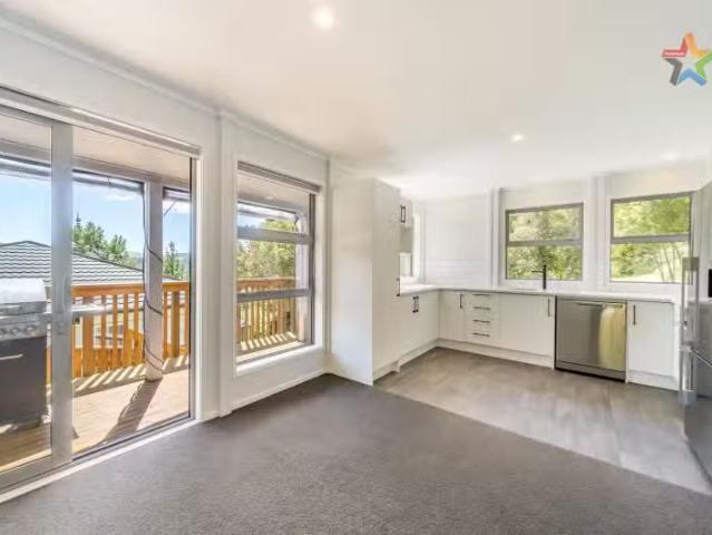House for sale in Days Bay, Wellington