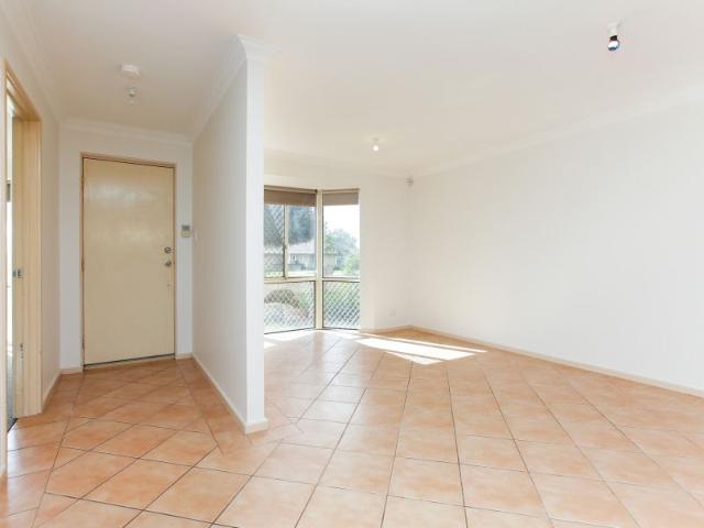 Apartment for rent in Carlisle, Western Australia