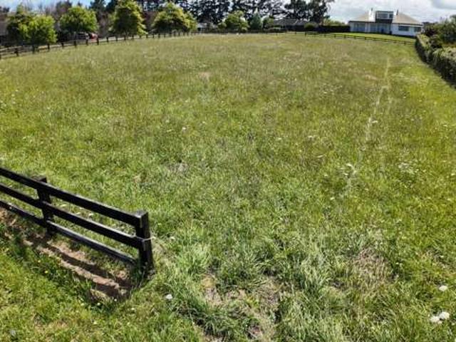 Land for sale in Kingseat