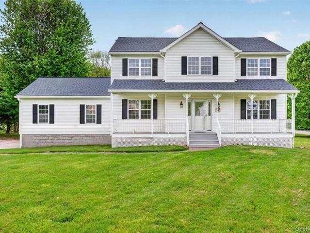 House for sale in Holmes, New York