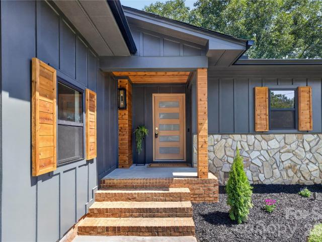 House for sale in Mooresville, North Carolina