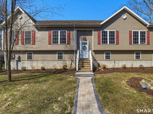 House for sale in Canton, Connecticut