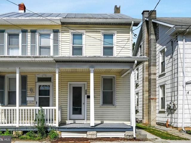 Townhouse for sale in Lebanon, Pennsylvania