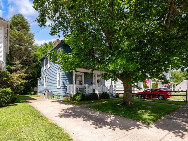 House for sale in Zelienople, Pennsylvania