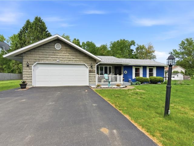 House for sale in Oneida, New York