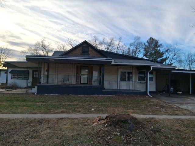 House for sale in Greenfield, Illinois