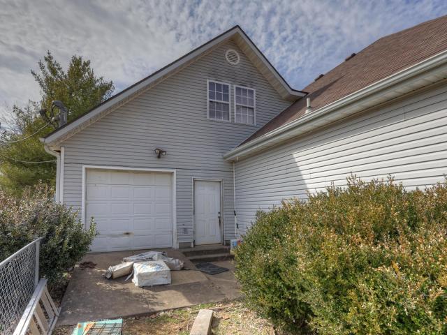 House for sale in Anderson, Missouri