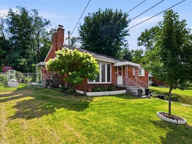 House for sale in Coraopolis, Pennsylvania