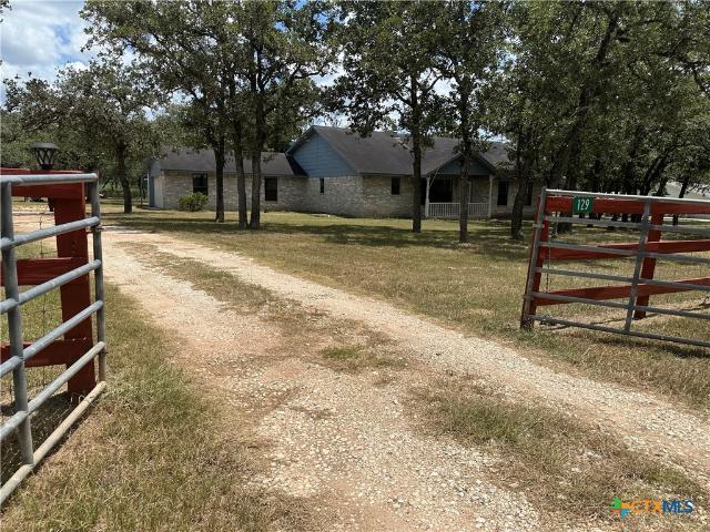 House for sale in Goliad, Texas