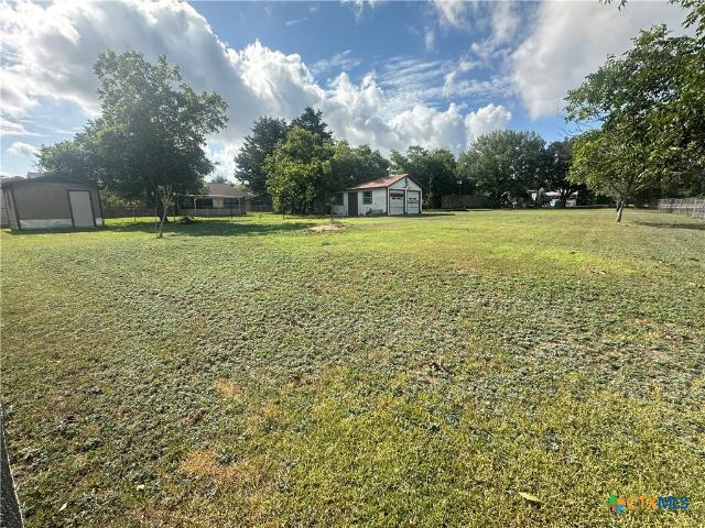 Land for sale in Flatonia, Texas