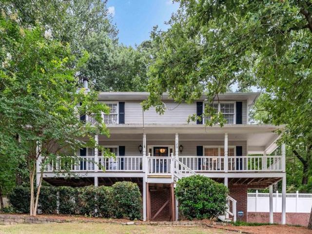 House for sale in Hoover, Alabama