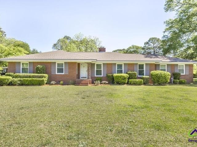 House for sale in Cochran, Georgia