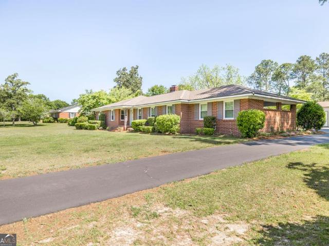 House for sale in Cochran, Georgia
