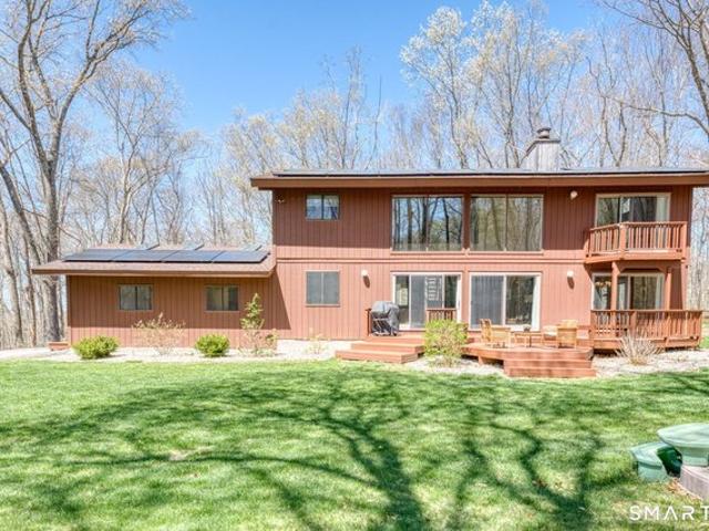 House for sale in Mansfield Center, Connecticut