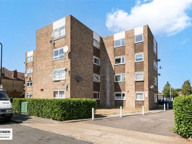 Apartment for rent in South Chingford, Greater London